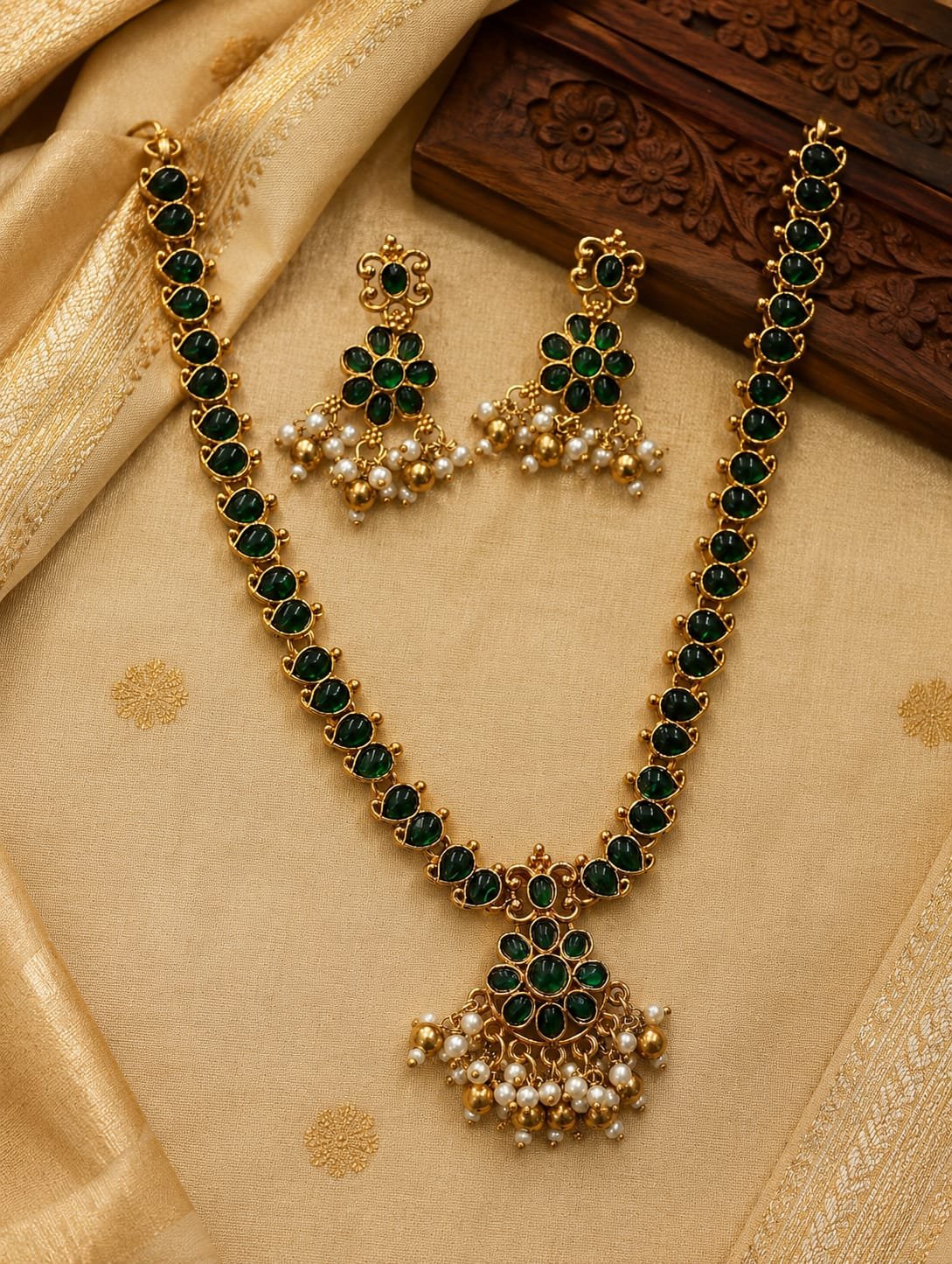 NECKLACE AD06