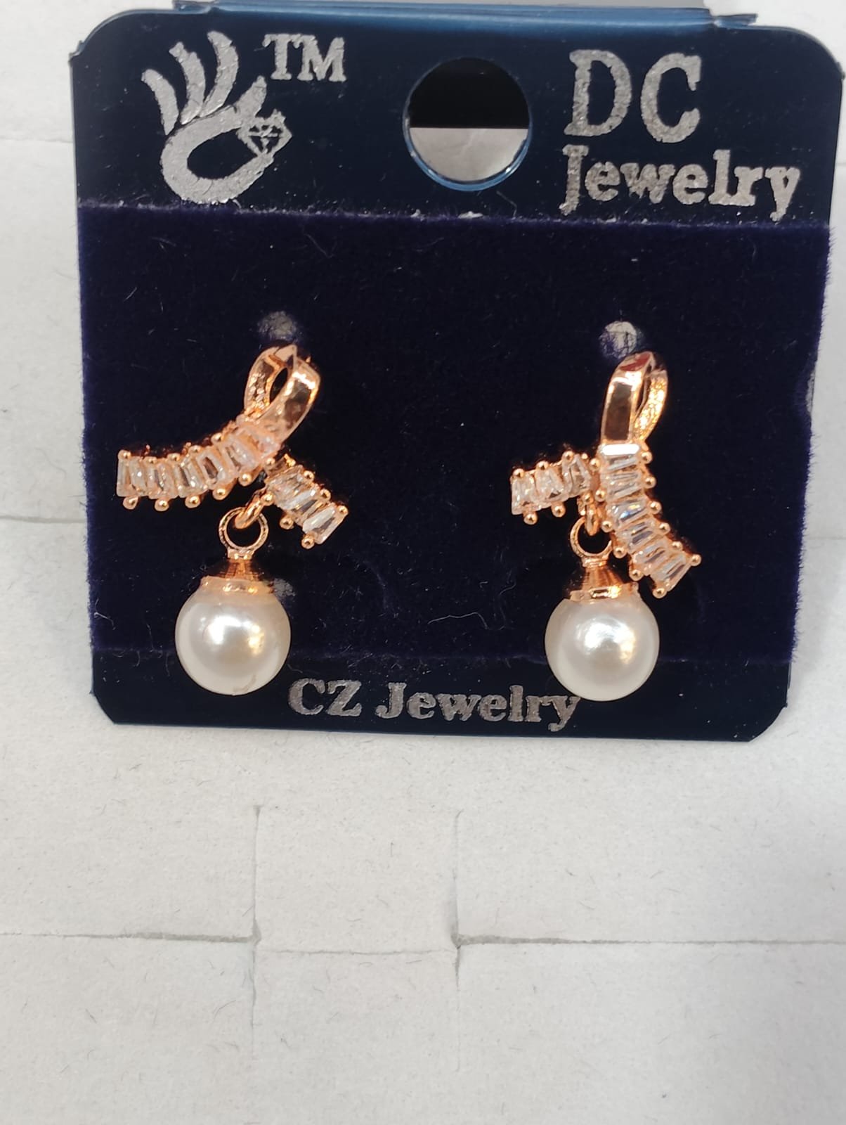 STUD AD 032