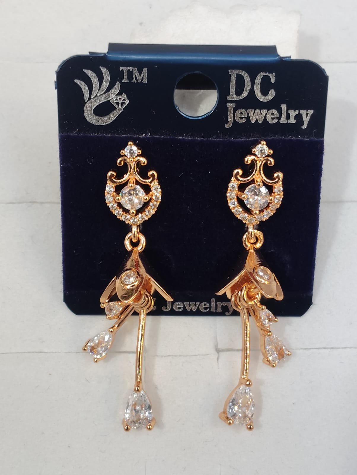 STUD AD 023