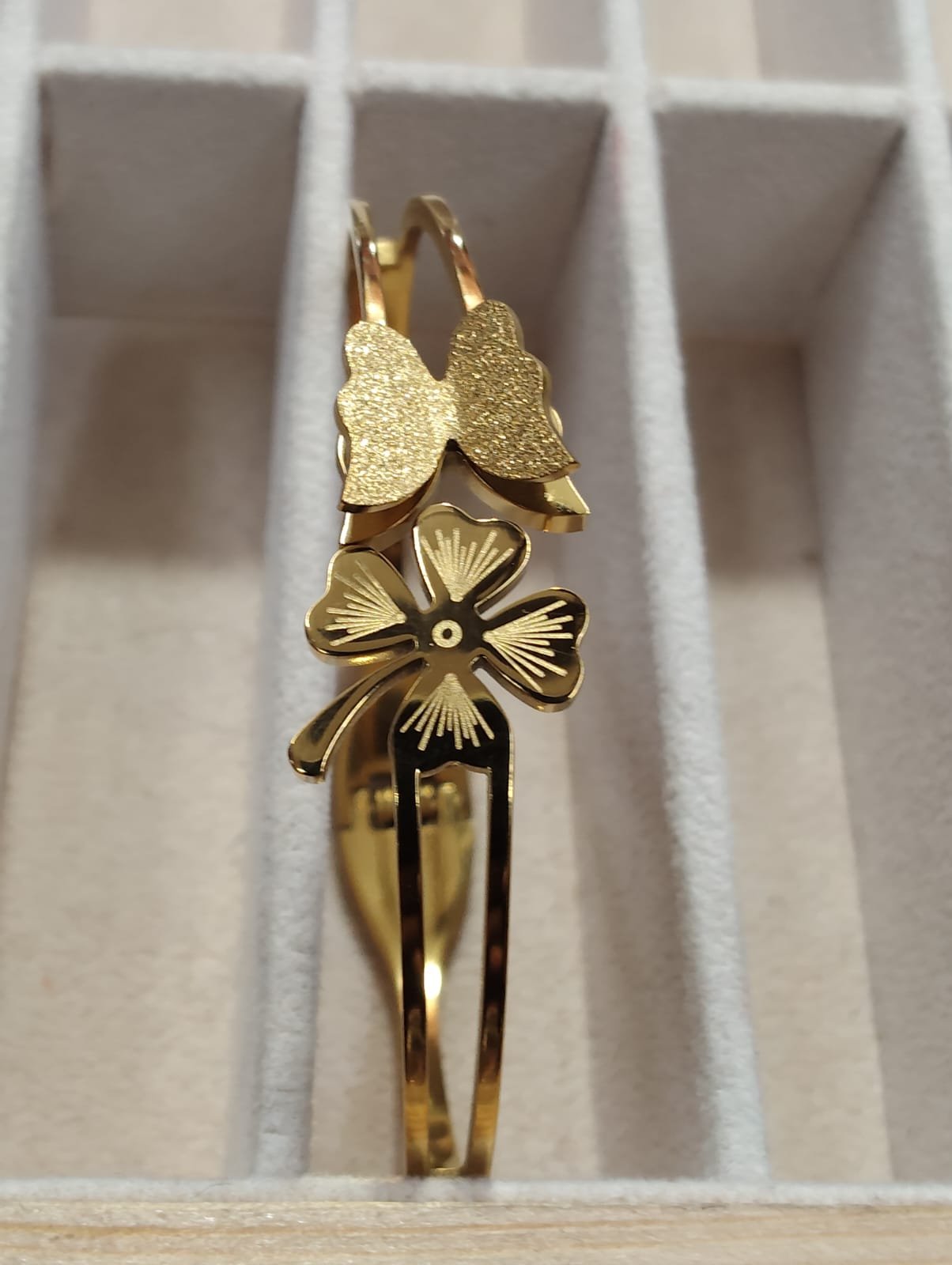 ANTI TARNISH BANGLE 03