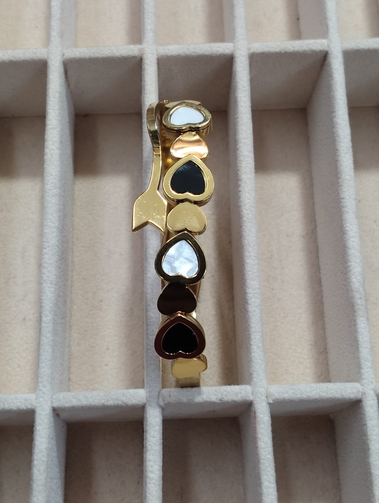 ANTI TARNISH BANGLE 010