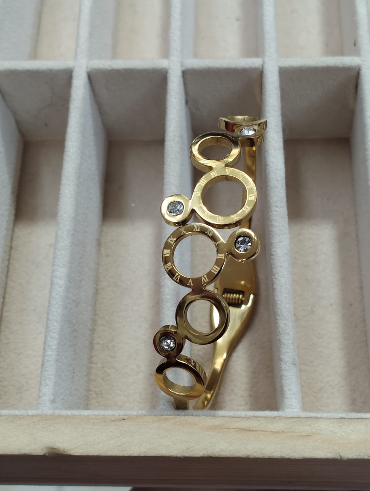 ANTI TARNISH BANGLE 025