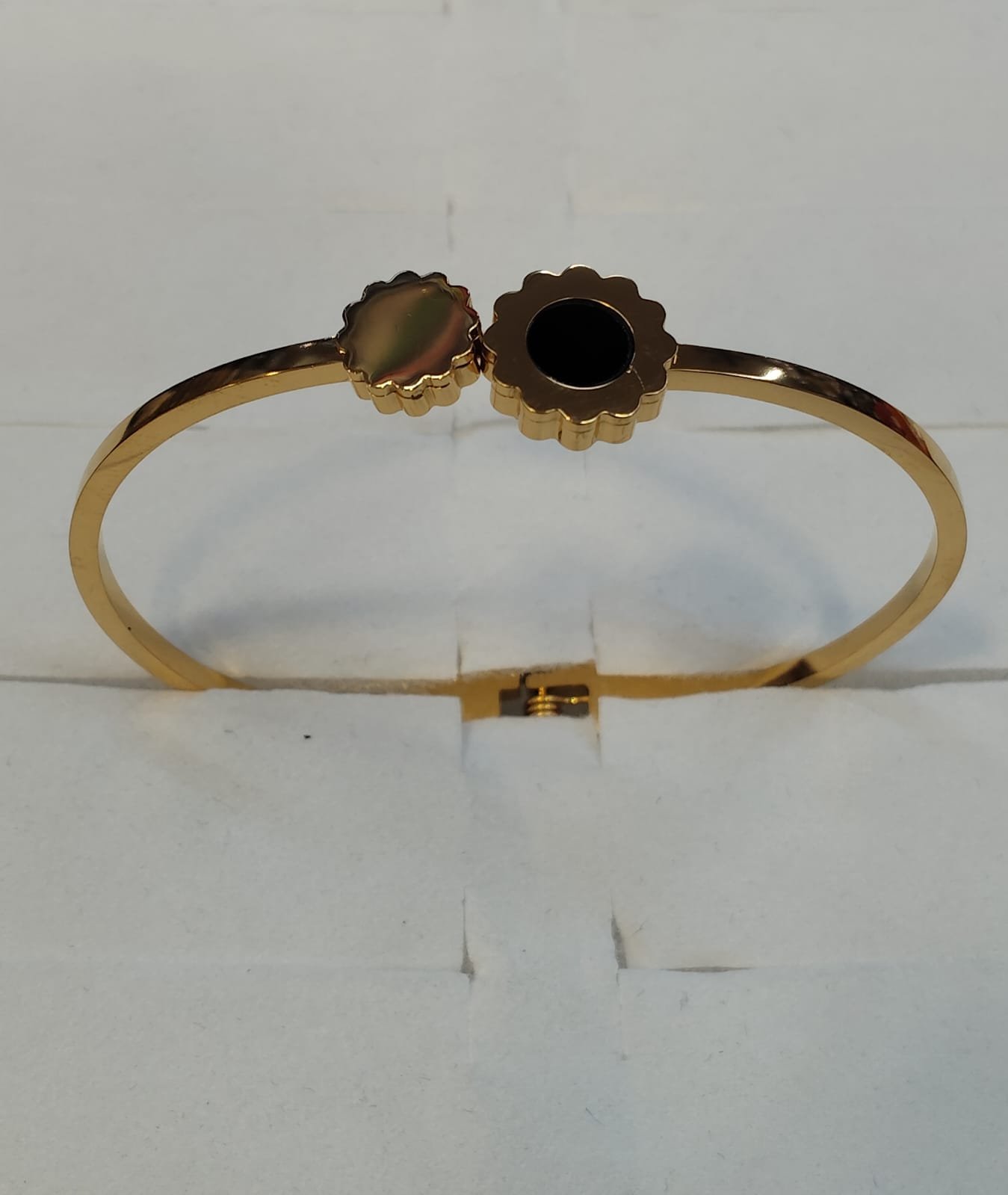 ANTI TARNISH BANGLE 013