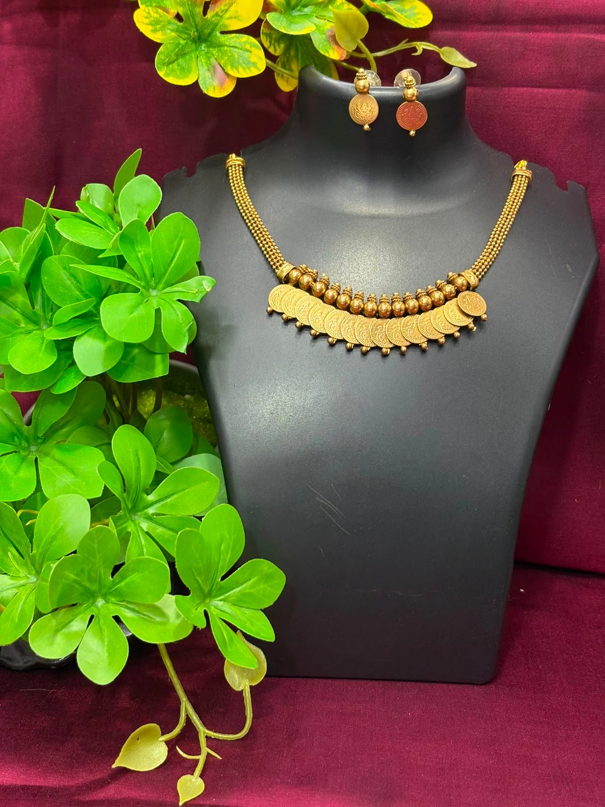NECKLACE TRADITIONAL 30