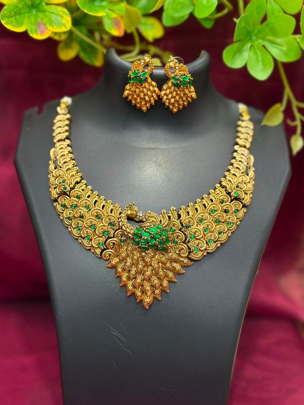 NECKLACE TRADITIONAL 32