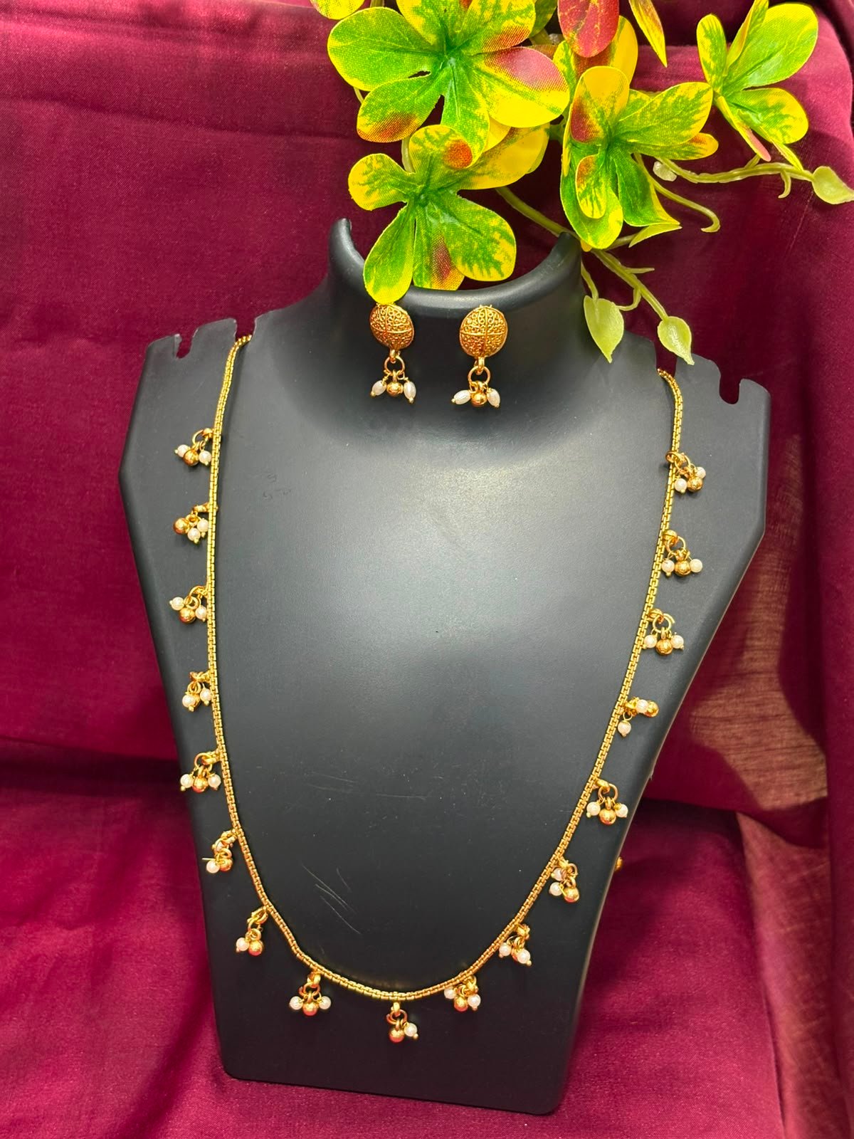 NECKLACE TRADITIONAL 22